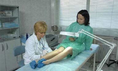 wie man Krampfadern an den Beinen behandelt